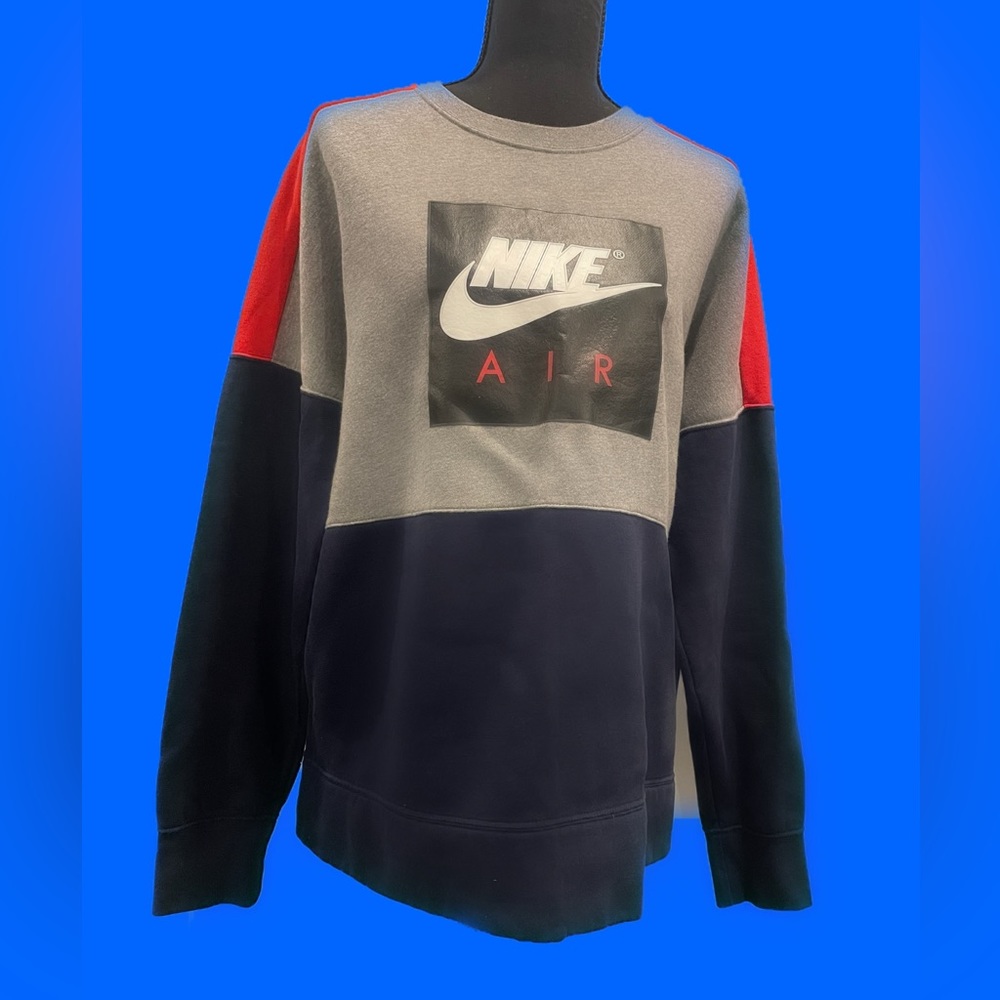 Nike sweatshirt